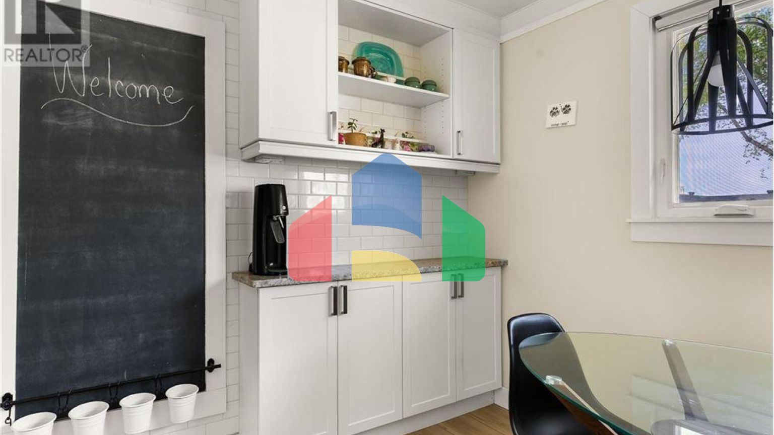 Residential - Single Family Home - Regina, Canada - Canada