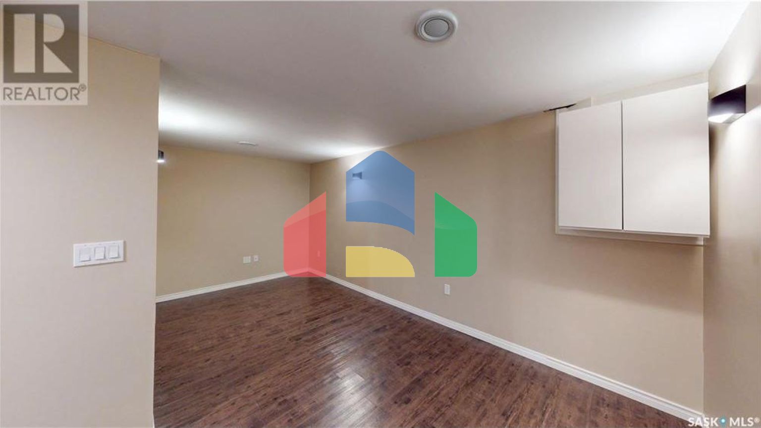 Residential - Condo/Apartment - Regina, Canada - Canada