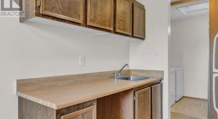 Residential - Condo/Apartment - Regina, Canada - Canada