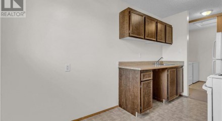 Residential - Condo/Apartment - Regina, Canada - Canada