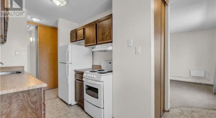Residential - Condo/Apartment - Regina, Canada - Canada