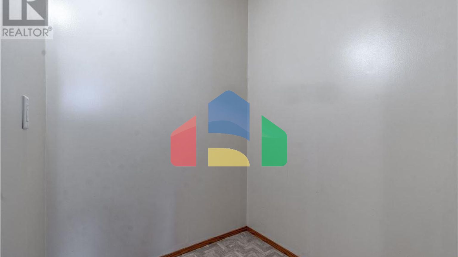 Residential - Condo/Apartment - Regina, Canada - Canada