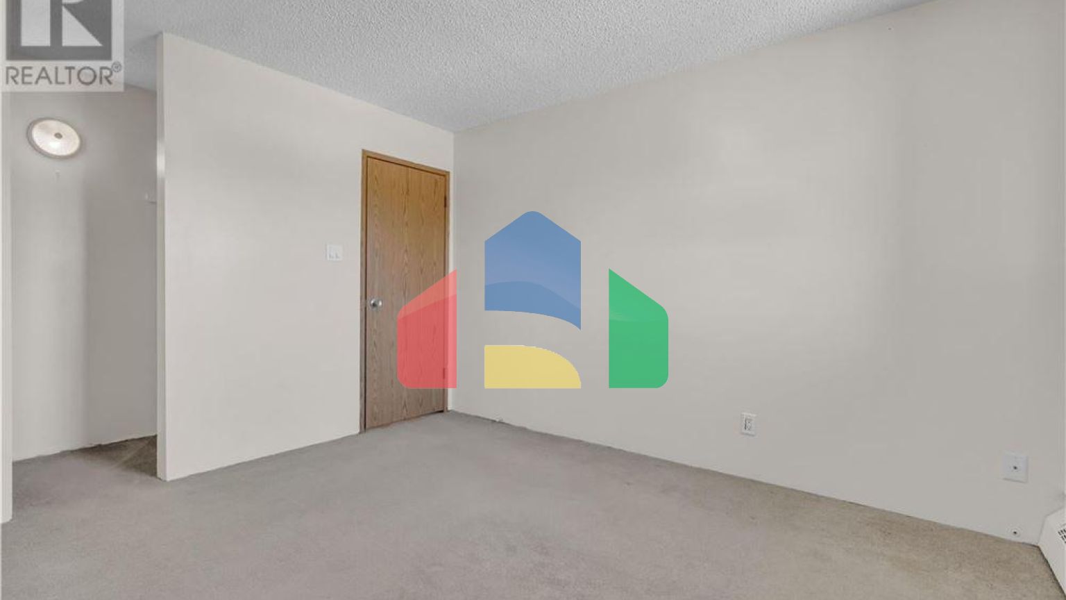 Residential - Condo/Apartment - Regina, Canada - Canada