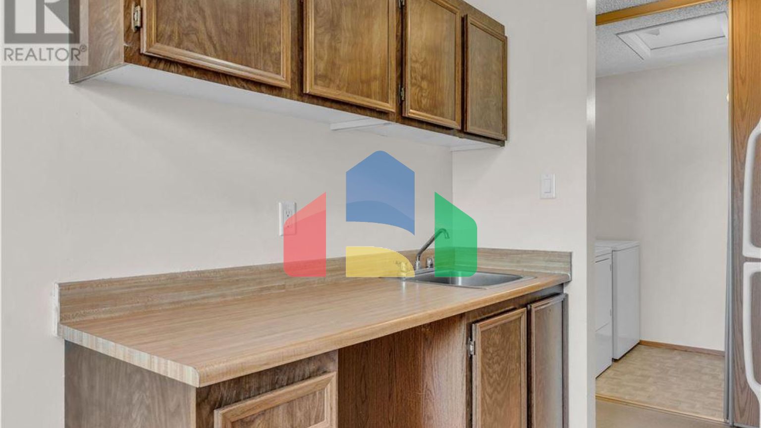 Residential - Condo/Apartment - Regina, Canada - Canada