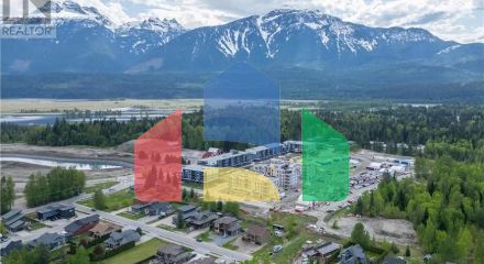 Residential - Single Family Home - Revelstoke, Canada - Canada