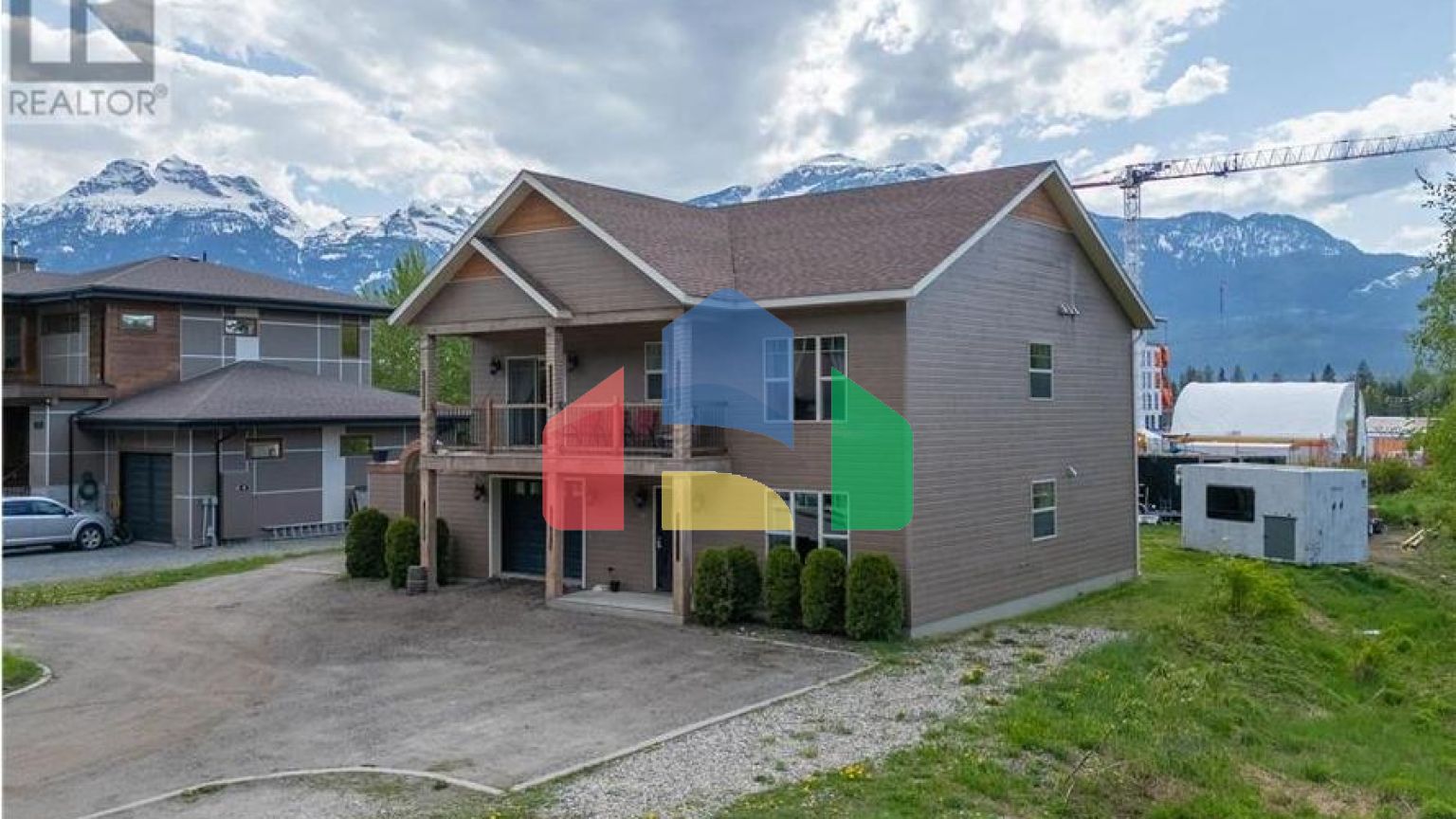 Residential - Single Family Home - Revelstoke, Canada - Canada