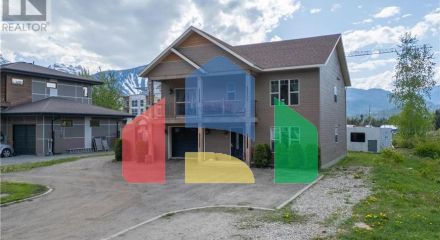 Residential - Single Family Home - Revelstoke, Canada - Canada