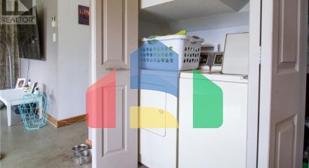 Residential - Single Family Home - Revelstoke, Canada - Canada