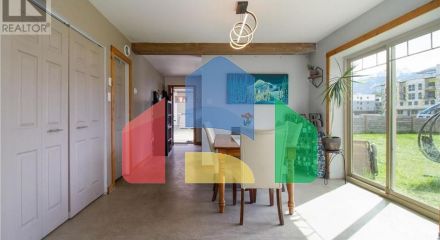 Residential - Single Family Home - Revelstoke, Canada - Canada