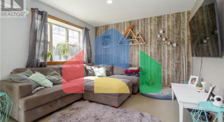 Residential - Single Family Home - Revelstoke, Canada - Canada