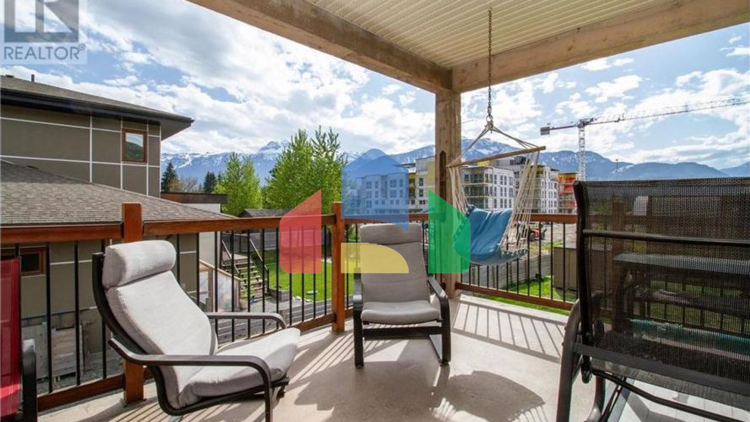 Residential - Single Family Home - Revelstoke, Canada - Canada