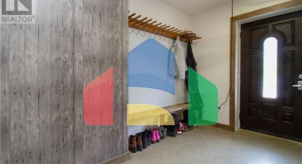 Residential - Single Family Home - Revelstoke, Canada - Canada