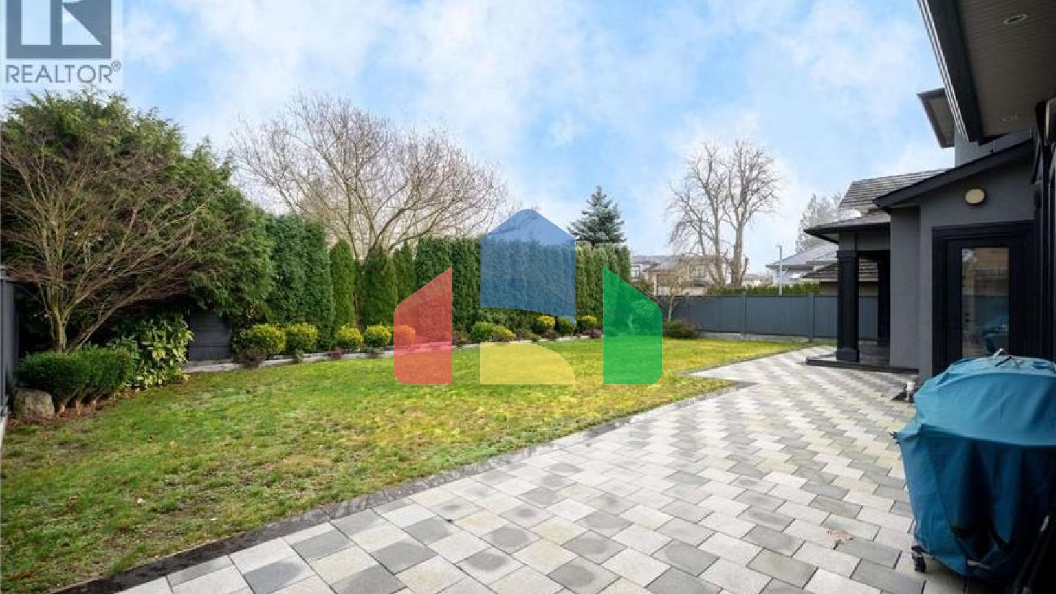 Residential - Single Family Home - Richmond, Canada - Canada