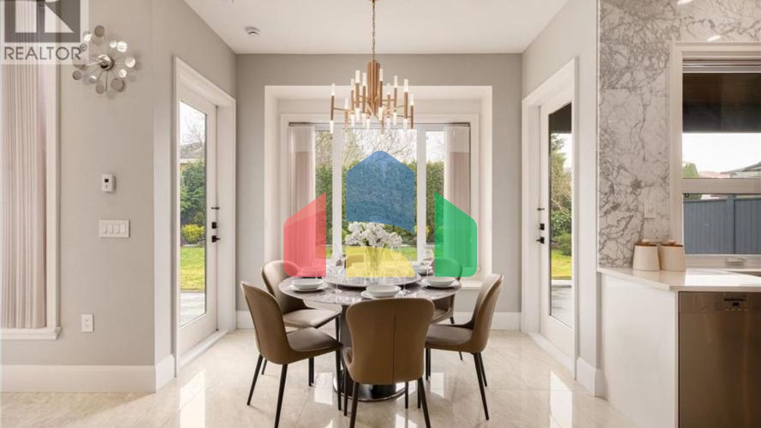 Residential - Single Family Home - Richmond, Canada - Canada