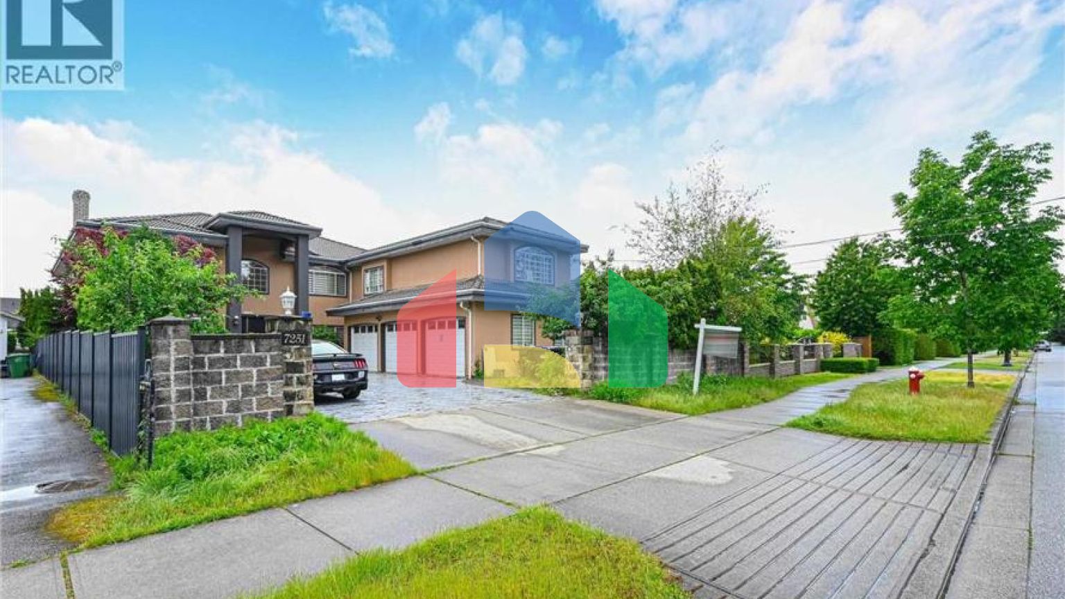Residential - Single Family Home - Richmond, Canada - Canada