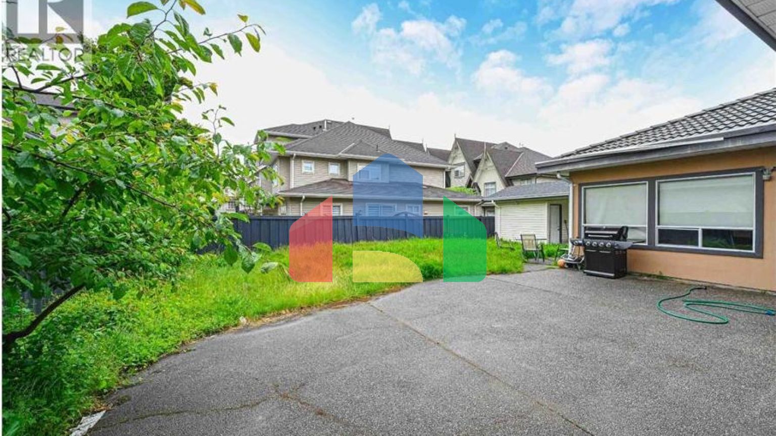 Residential - Single Family Home - Richmond, Canada - Canada