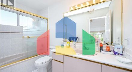 Residential - Single Family Home - Richmond, Canada - Canada