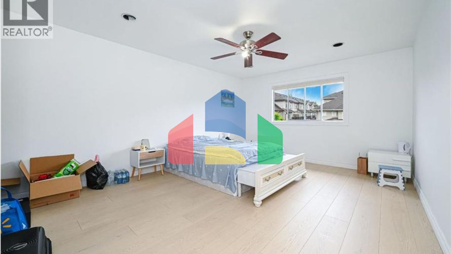 Residential - Single Family Home - Richmond, Canada - Canada