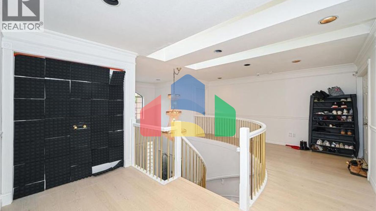 Residential - Single Family Home - Richmond, Canada - Canada