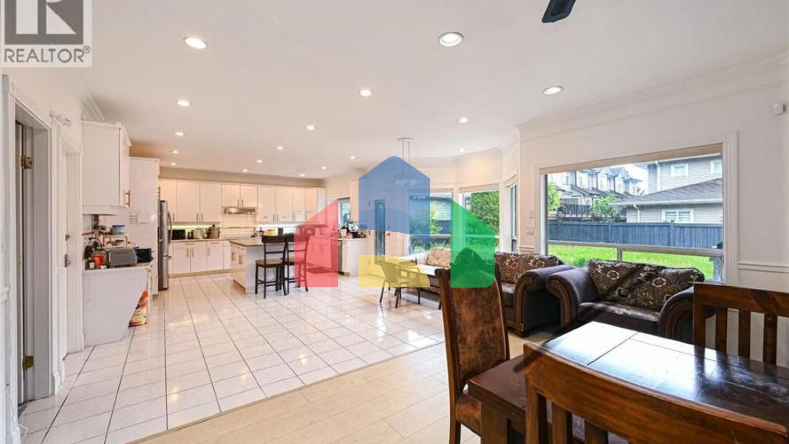 Residential - Single Family Home - Richmond, Canada - Canada