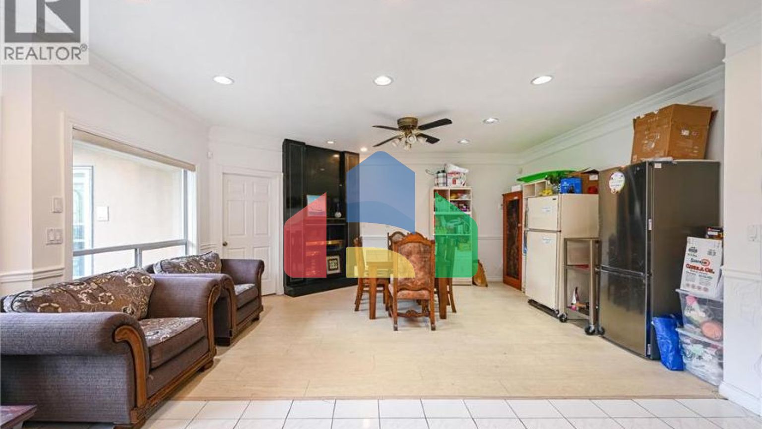 Residential - Single Family Home - Richmond, Canada - Canada