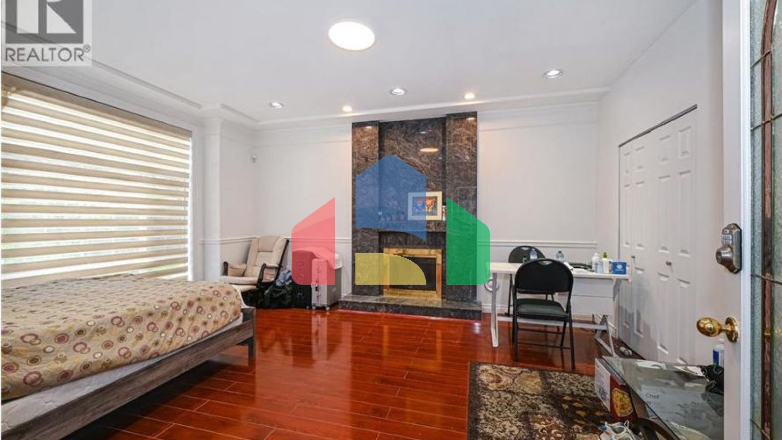 Residential - Single Family Home - Richmond, Canada - Canada