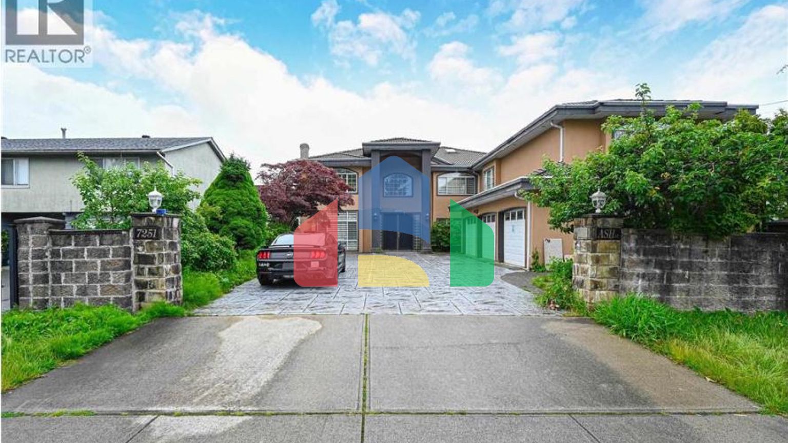 Residential - Single Family Home - Richmond, Canada - Canada