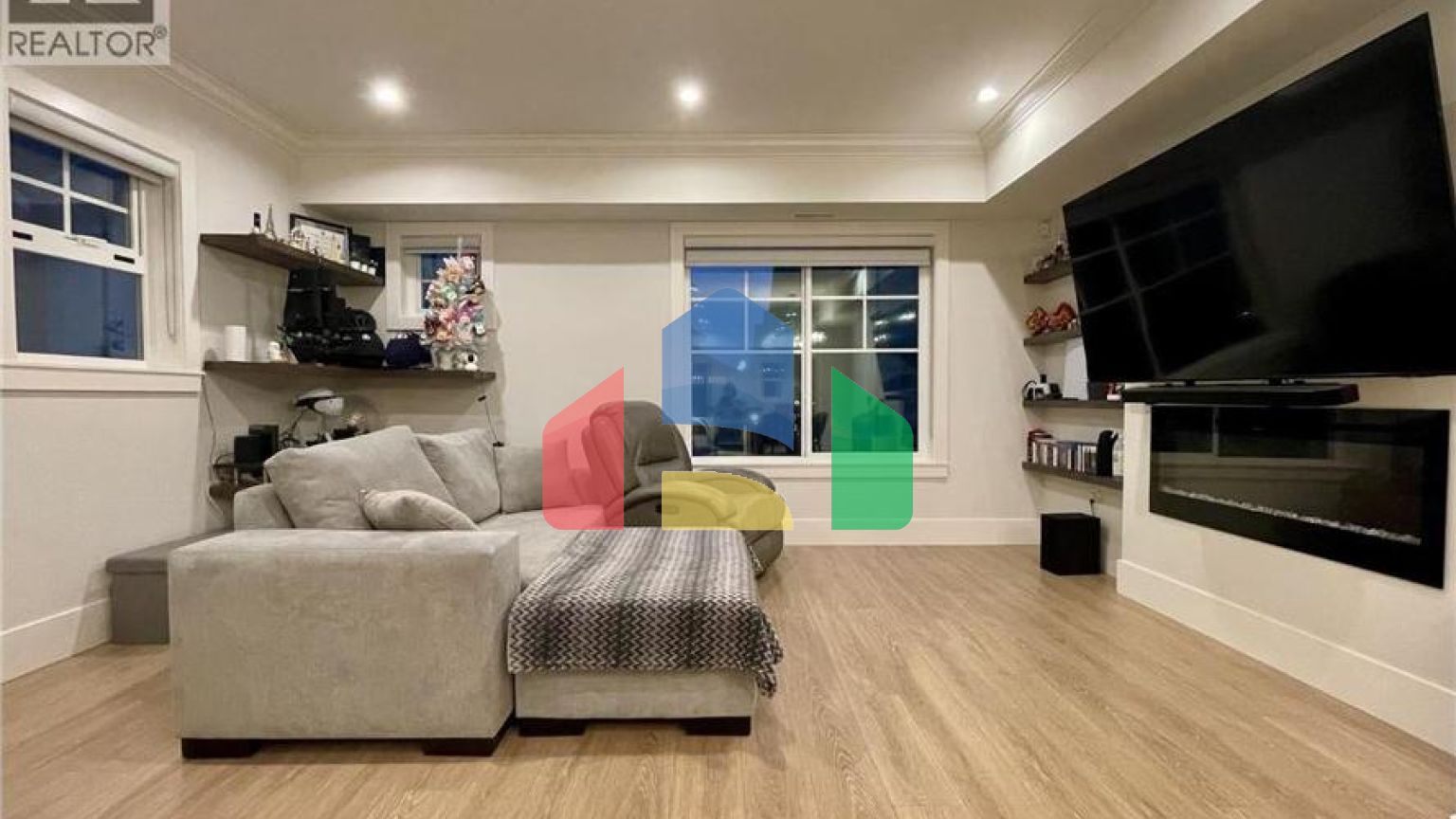 Residential - Townhouse - Richmond, Canada - Canada