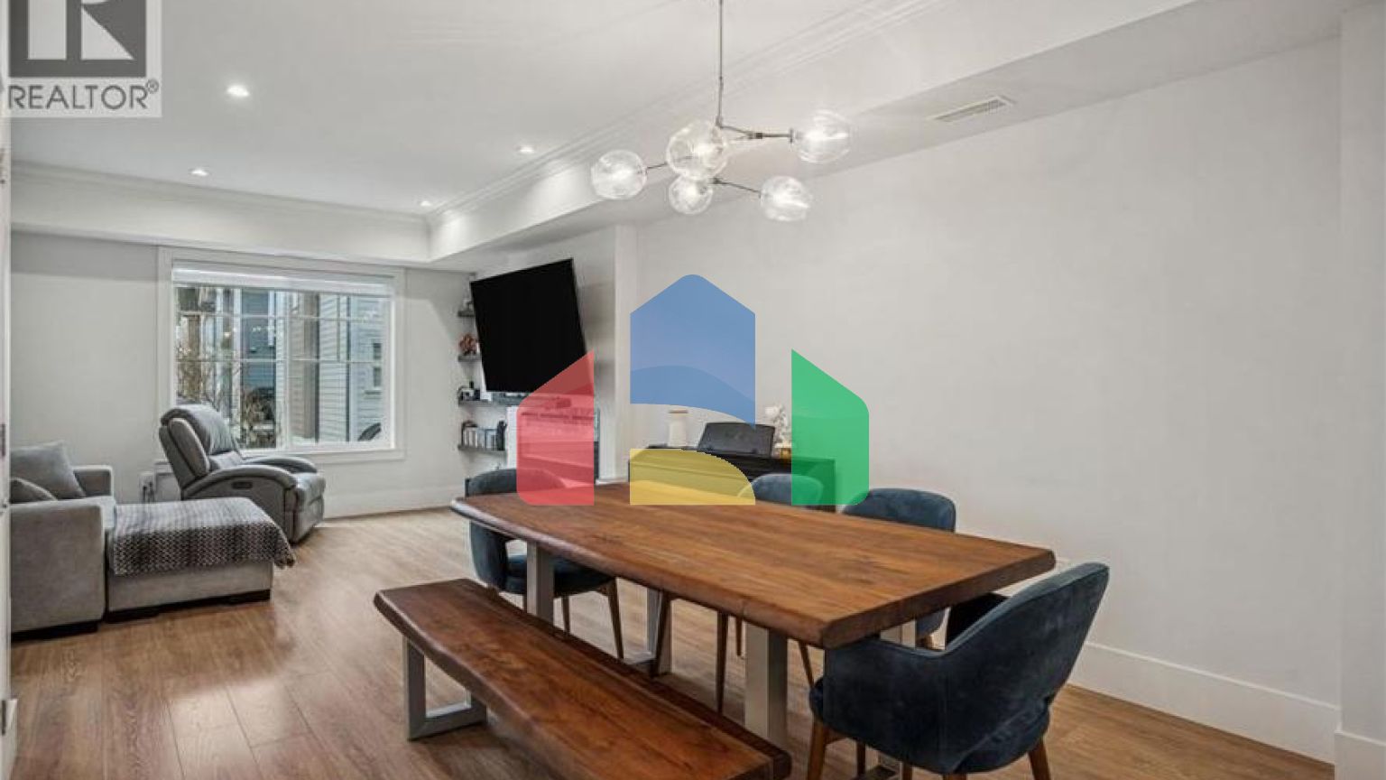 Residential - Townhouse - Richmond, Canada - Canada