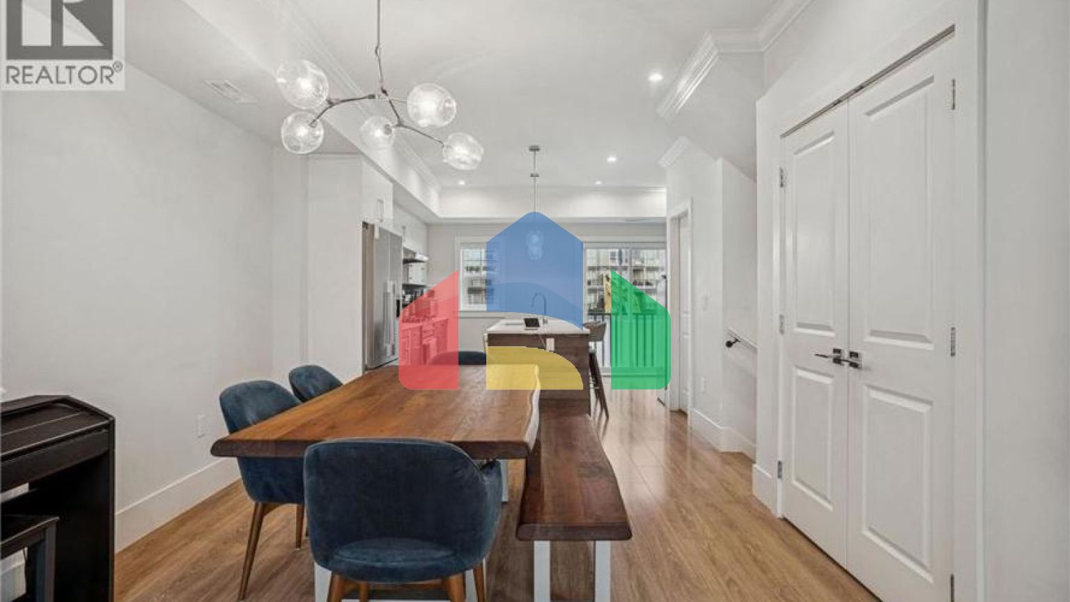 Residential - Townhouse - Richmond, Canada - Canada