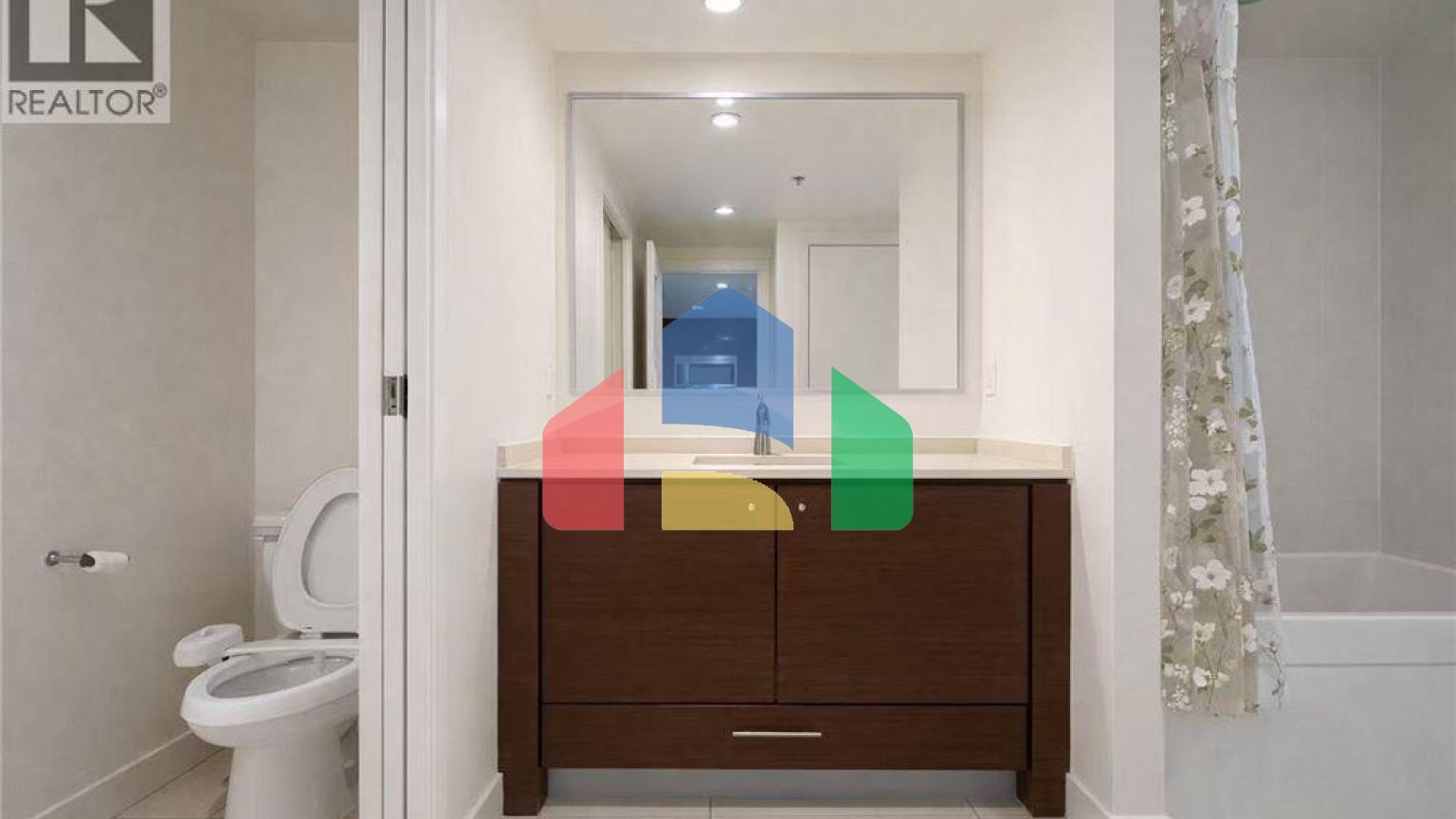 Residential - Single Family Home - Richmond, Canada - Canada