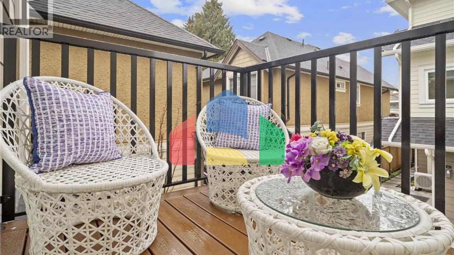 Residential - Single Family Home - Richmond, Canada - Canada