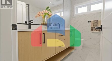 Residential - Single Family Home - Richmond, Canada - Canada