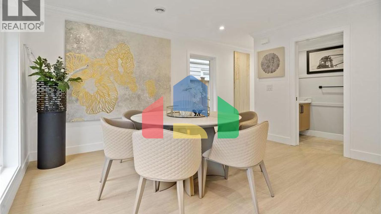 Residential - Single Family Home - Richmond, Canada - Canada