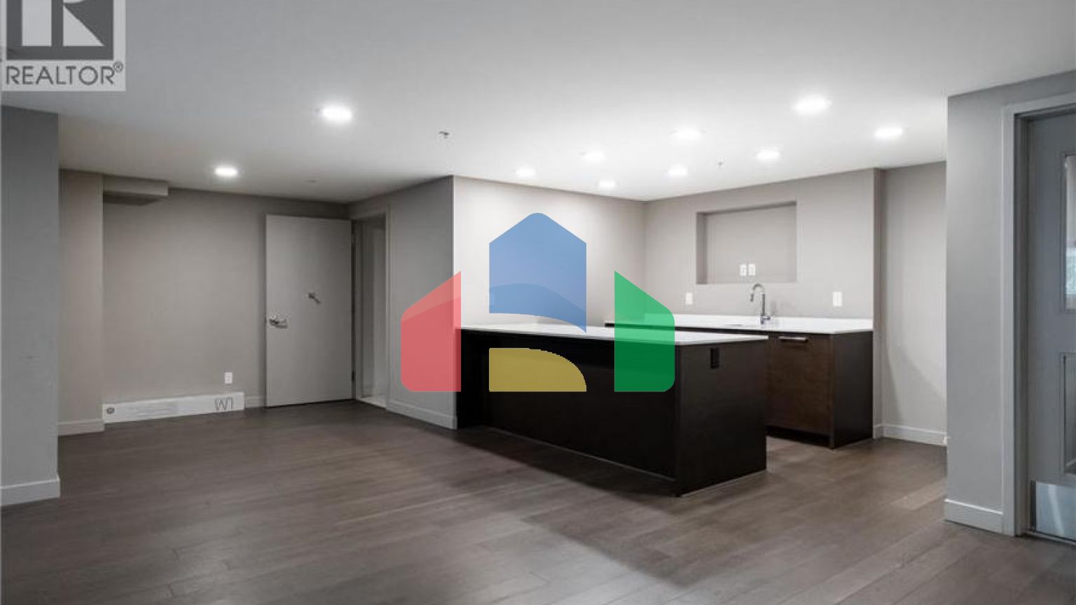 Residential - Single Family Home - Richmond, Canada - Canada