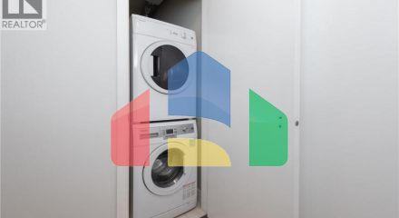 Residential - Single Family Home - Richmond, Canada - Canada