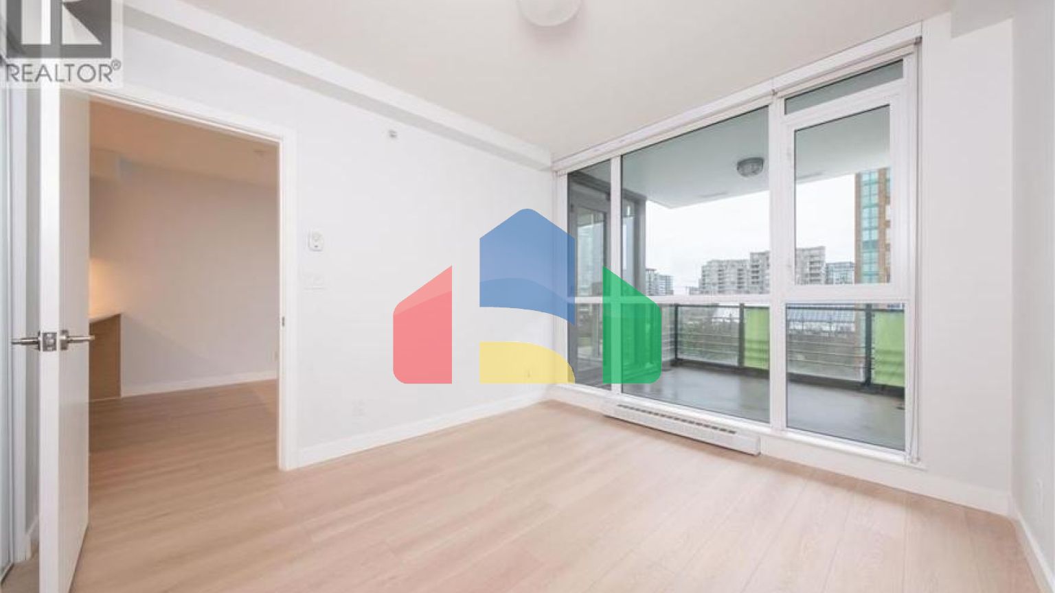 Residential - Single Family Home - Richmond, Canada - Canada