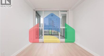 Residential - Single Family Home - Richmond, Canada - Canada