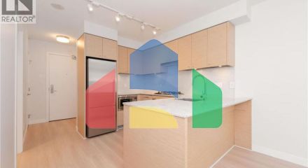 Residential - Single Family Home - Richmond, Canada - Canada