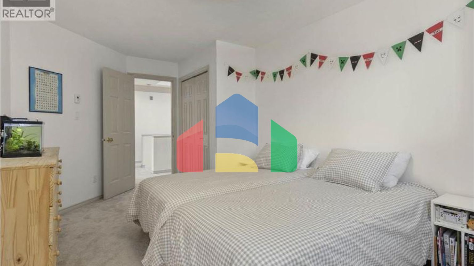 Residential - Single Family Home - Richmond, Canada - Canada