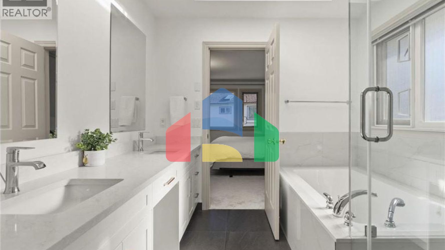 Residential - Single Family Home - Richmond, Canada - Canada