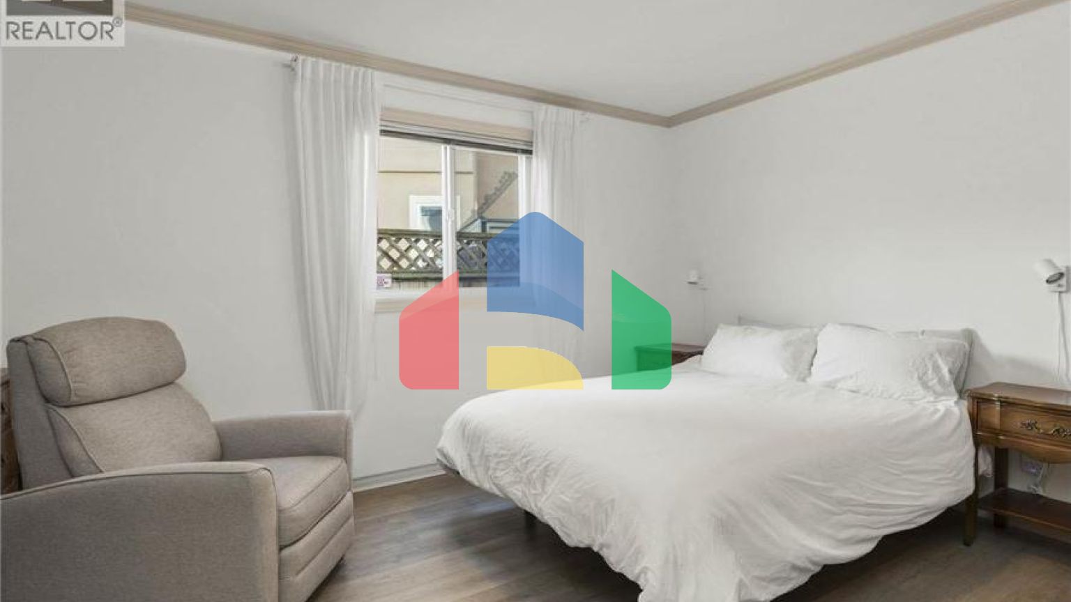 Residential - Single Family Home - Richmond, Canada - Canada