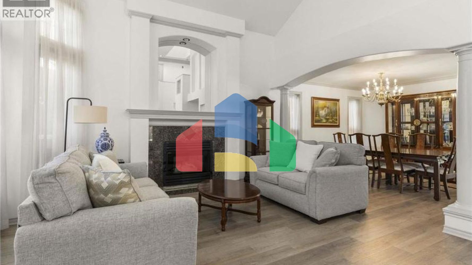 Residential - Single Family Home - Richmond, Canada - Canada