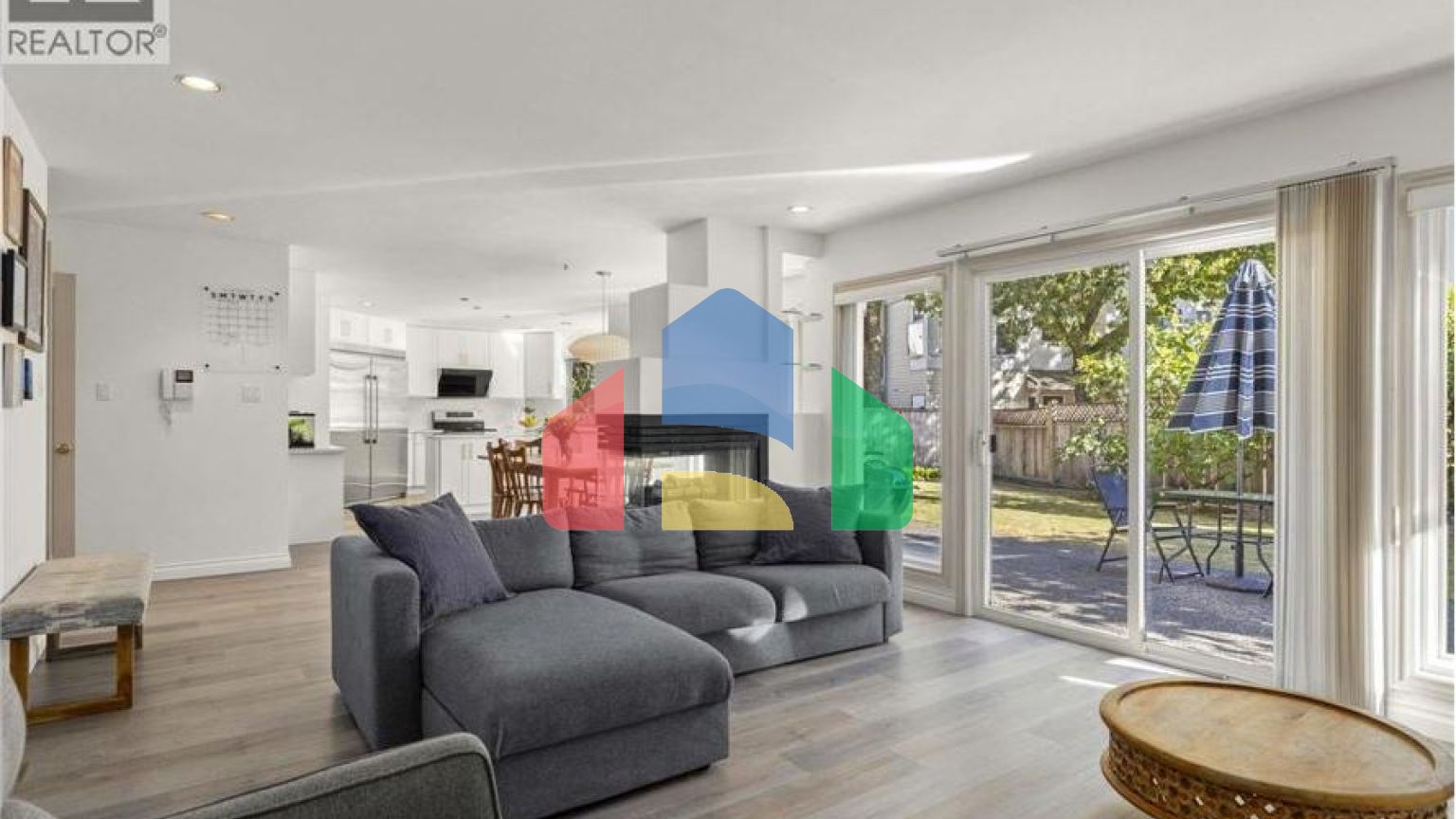 Residential - Single Family Home - Richmond, Canada - Canada