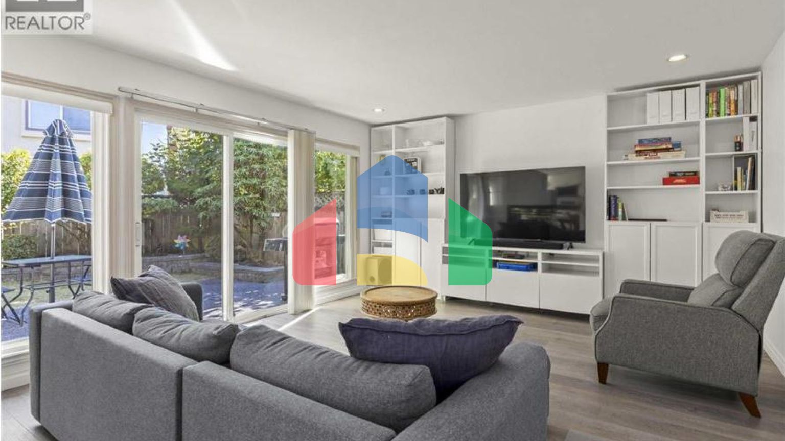 Residential - Single Family Home - Richmond, Canada - Canada