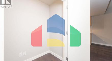 Residential - Single Family Home - Richmond, Canada - Canada