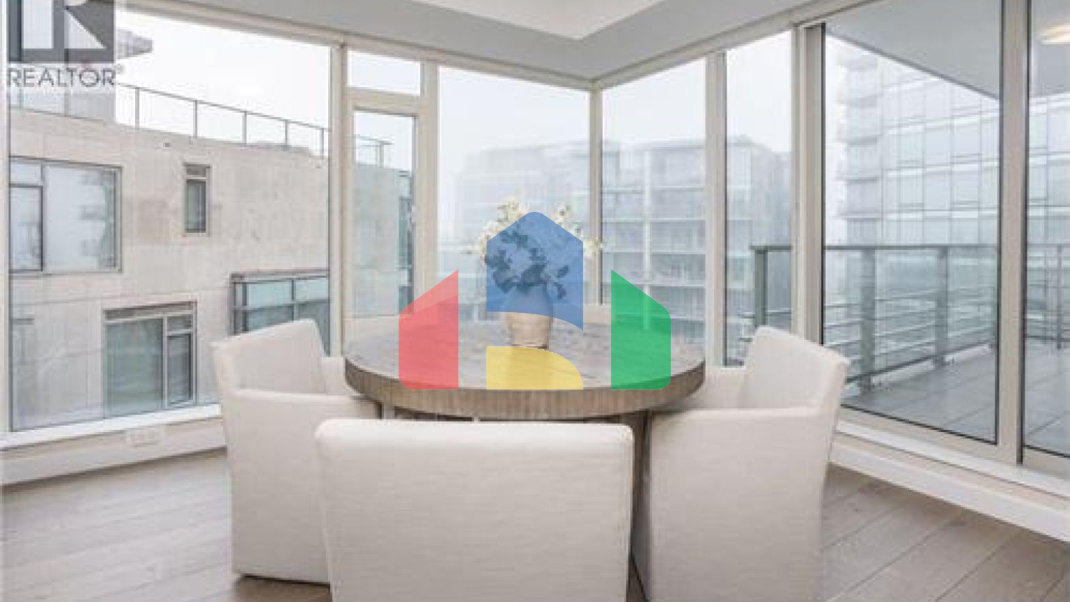 Residential - Single Family Home - Richmond, Canada - Canada