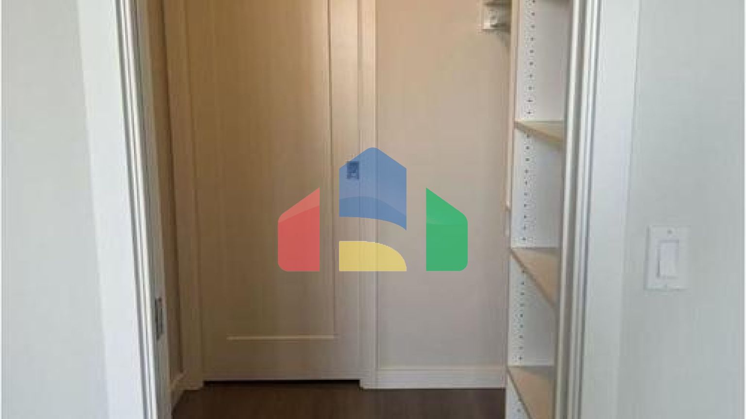 Residential - Single Family Home - Richmond, Canada - Canada