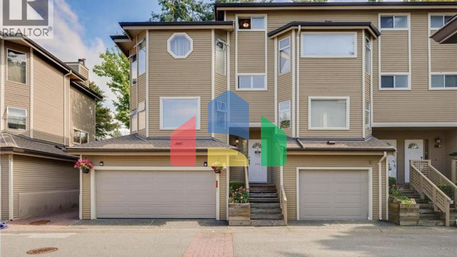 Residential - Townhouse - Richmond, Canada - Canada