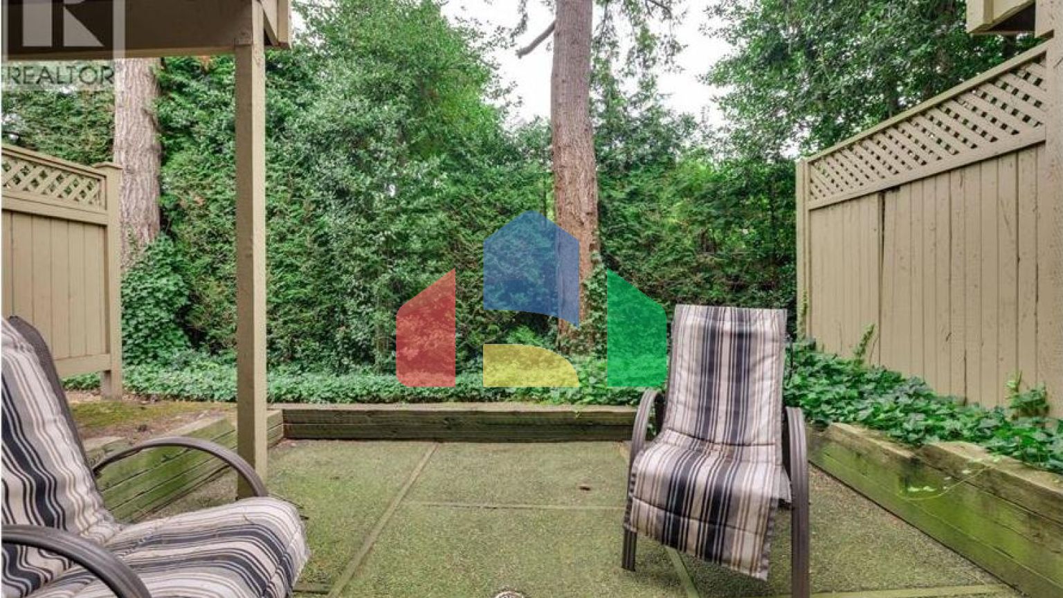 Residential - Townhouse - Richmond, Canada - Canada